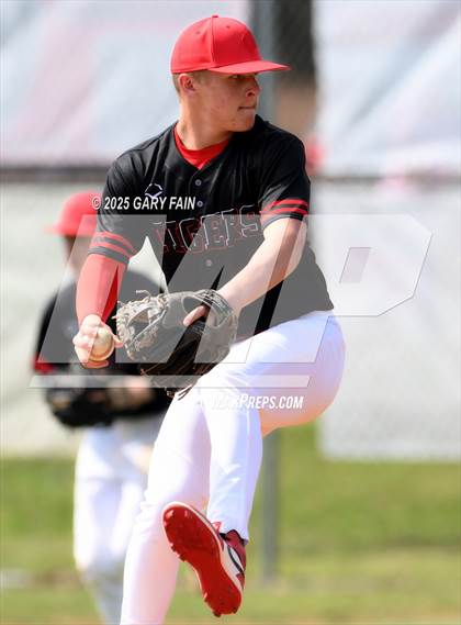 Thumbnail 3 in Hixson vs. Whitwell (Wildcat Classic) photogallery.