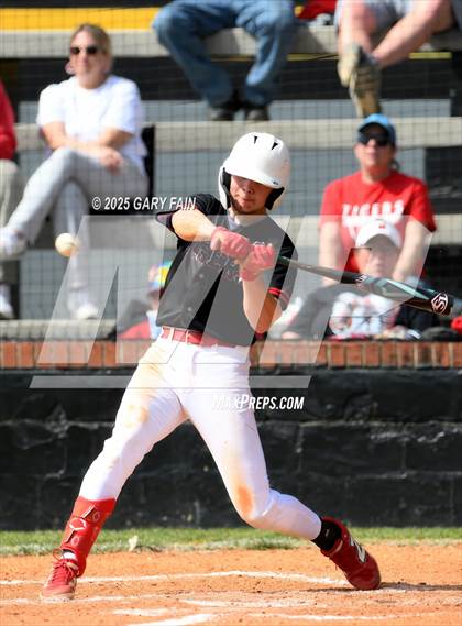 Thumbnail 2 in Hixson vs. Whitwell (Wildcat Classic) photogallery.