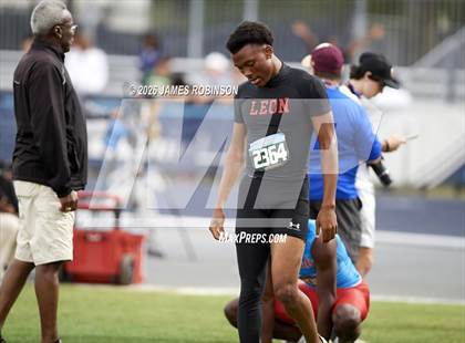 Thumbnail 1 in FHSAA Class 3A Final (400m) photogallery.