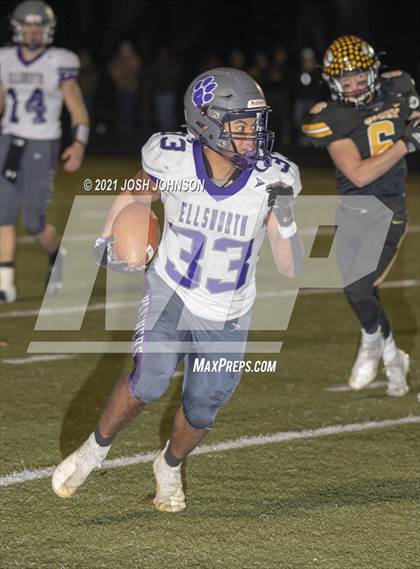 Thumbnail 2 in Ellsworth @ Northwestern (WIAA D4 Level 3 Playoff) photogallery.