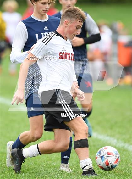 Thumbnail 3 in South Kent Varsity B @ Kent photogallery.