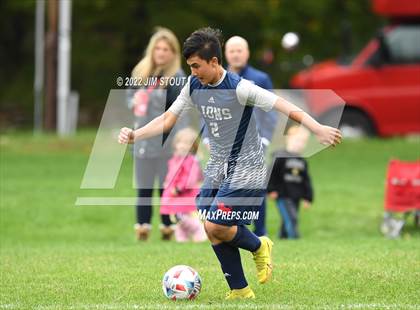 Thumbnail 3 in South Kent Varsity B @ Kent photogallery.