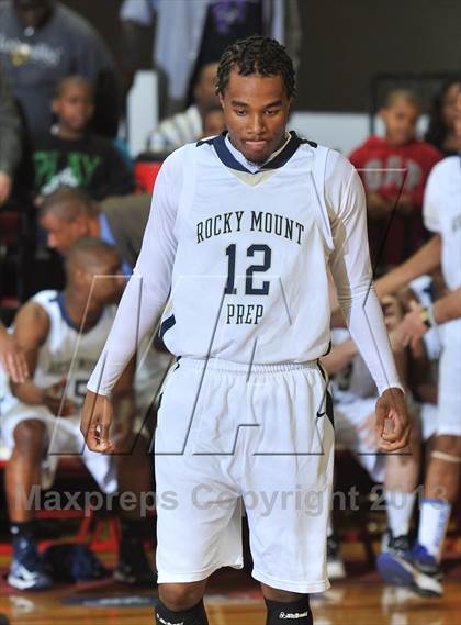 Thumbnail 1 in Winston-Salem Prep vs. Rocky Mount Prep (NCHSAA 1A Final) photogallery.