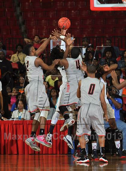 Thumbnail 3 in Winston-Salem Prep vs. Rocky Mount Prep (NCHSAA 1A Final) photogallery.