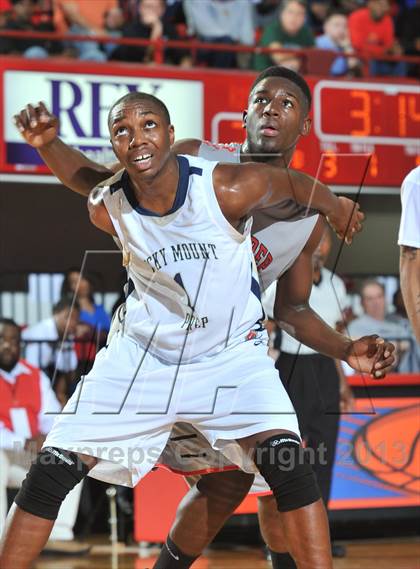 Thumbnail 3 in Winston-Salem Prep vs. Rocky Mount Prep (NCHSAA 1A Final) photogallery.
