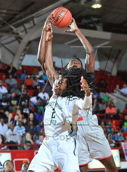 Thumbnail 3 in Winston-Salem Prep vs. Rocky Mount Prep (NCHSAA 1A Final) photogallery.