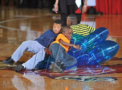 Thumbnail 3 in Winston-Salem Prep vs. Rocky Mount Prep (NCHSAA 1A Final) photogallery.