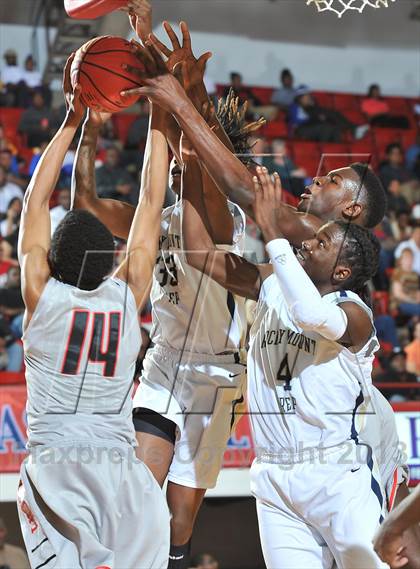 Thumbnail 3 in Winston-Salem Prep vs. Rocky Mount Prep (NCHSAA 1A Final) photogallery.