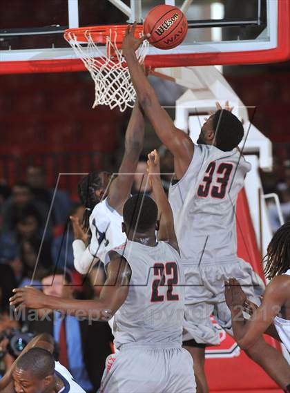 Thumbnail 3 in Winston-Salem Prep vs. Rocky Mount Prep (NCHSAA 1A Final) photogallery.