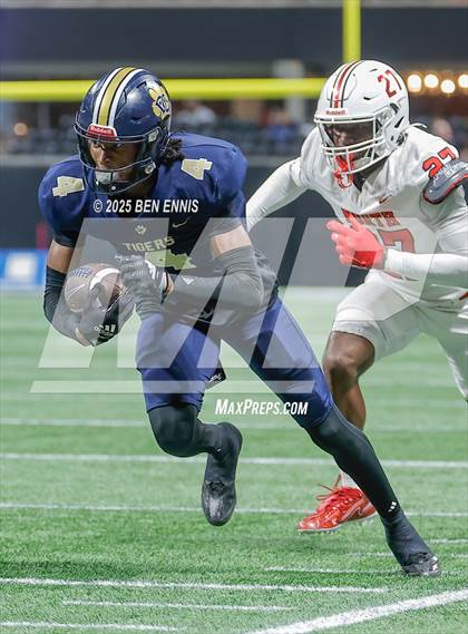 Thumbnail 1 in Douglas County vs. North Gwinnett (Corky Kell + Dave Hunter Classic) photogallery.