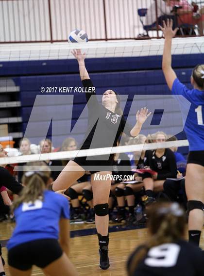 Thumbnail 1 in Utica Ford @ Cousino photogallery.