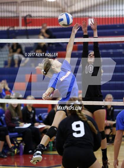 Thumbnail 2 in Utica Ford @ Cousino photogallery.