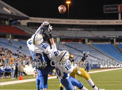 Thumbnail 1 in Grand Island vs. Sweet Home (Section 6 Class A Final) photogallery.