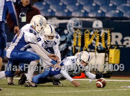 Thumbnail 2 in Grand Island vs. Sweet Home (Section 6 Class A Final) photogallery.