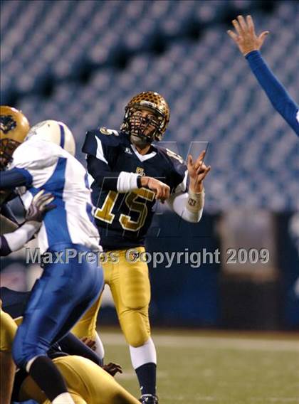 Thumbnail 1 in Grand Island vs. Sweet Home (Section 6 Class A Final) photogallery.
