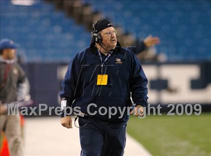 Thumbnail 2 in Grand Island vs. Sweet Home (Section 6 Class A Final) photogallery.