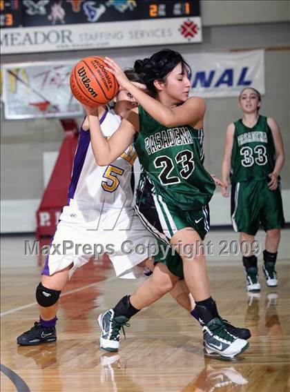 Thumbnail 2 in McAllen vs Pasadena (McDonalds Texas Invitational) photogallery.
