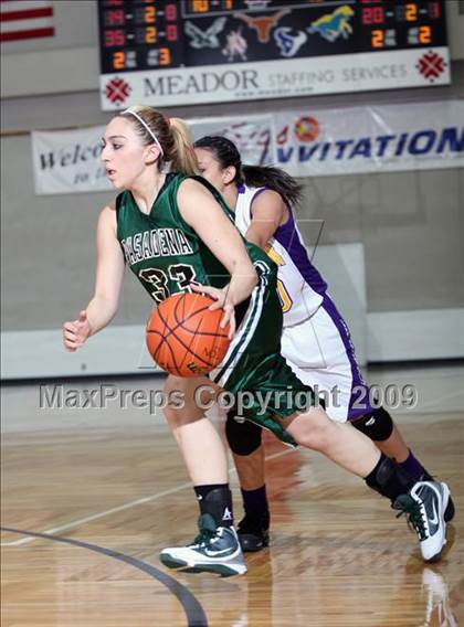 Thumbnail 2 in McAllen vs Pasadena (McDonalds Texas Invitational) photogallery.