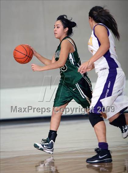 Thumbnail 2 in McAllen vs Pasadena (McDonalds Texas Invitational) photogallery.