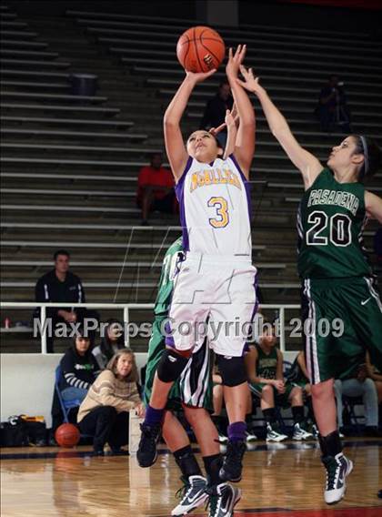 Thumbnail 2 in McAllen vs Pasadena (McDonalds Texas Invitational) photogallery.