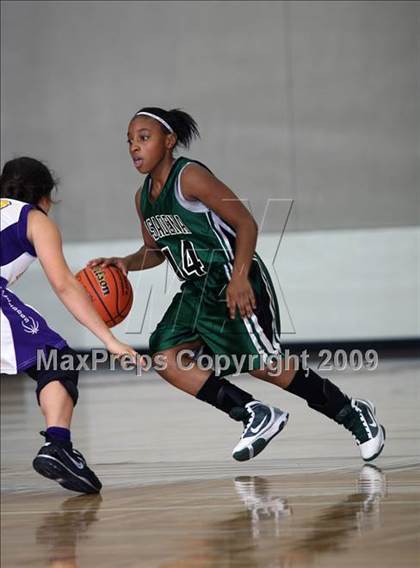 Thumbnail 2 in McAllen vs Pasadena (McDonalds Texas Invitational) photogallery.