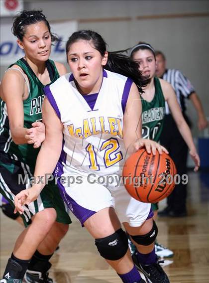 Thumbnail 2 in McAllen vs Pasadena (McDonalds Texas Invitational) photogallery.