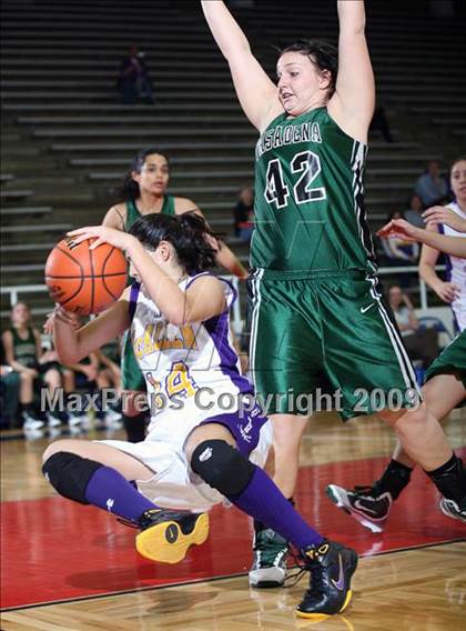 Thumbnail 1 in McAllen vs Pasadena (McDonalds Texas Invitational) photogallery.