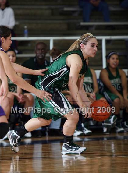Thumbnail 2 in McAllen vs Pasadena (McDonalds Texas Invitational) photogallery.