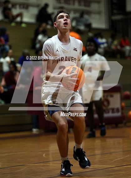 Thumbnail 1 in Santa Fe Catholic @ Lake Gibson photogallery.