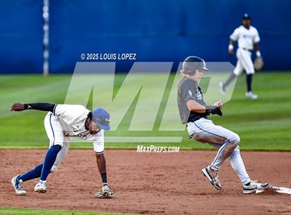 Thumbnail 3 in St. John Bosco vs. Santa Margarita (CIF SS DIV 1 Championship) photogallery.