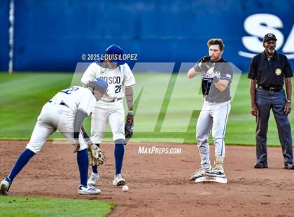 Thumbnail 1 in St. John Bosco vs. Santa Margarita (CIF SS DIV 1 Championship) photogallery.