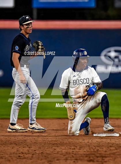Thumbnail 1 in St. John Bosco vs. Santa Margarita (CIF SS DIV 1 Championship) photogallery.