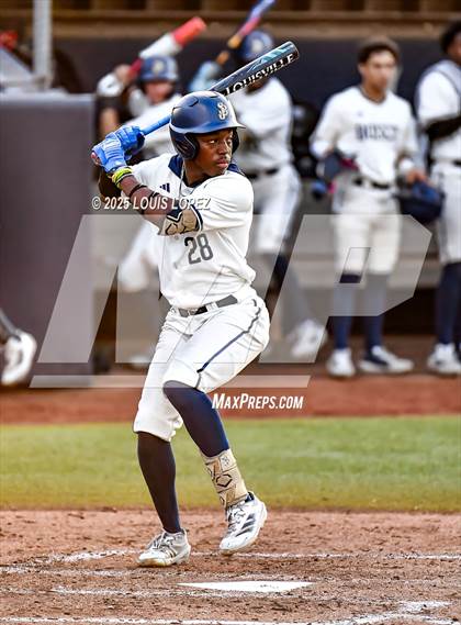 Thumbnail 2 in St. John Bosco vs. Santa Margarita (CIF SS DIV 1 Championship) photogallery.