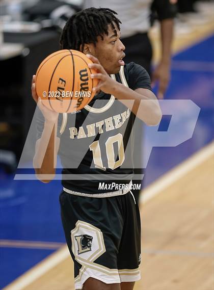 Thumbnail 2 in Lanett vs Hardaway (LaGrange Toyota Basketball Classic)  photogallery.