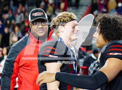 Thumbnail 3 in Gretna vs. Omaha Westside (NSAA Class A Final) photogallery.