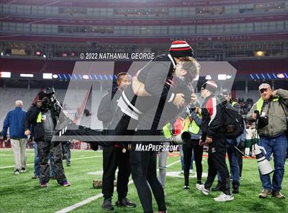 Thumbnail 3 in Gretna vs. Omaha Westside (NSAA Class A Final) photogallery.