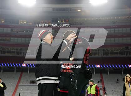Thumbnail 3 in Gretna vs. Omaha Westside (NSAA Class A Final) photogallery.