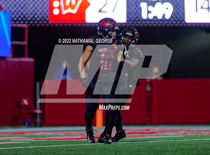 Thumbnail 2 in Gretna vs. Omaha Westside (NSAA Class A Final) photogallery.