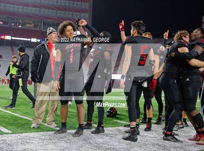 Thumbnail 3 in Gretna vs. Omaha Westside (NSAA Class A Final) photogallery.
