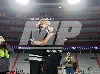 Thumbnail 2 in Gretna vs. Omaha Westside (NSAA Class A Final) photogallery.