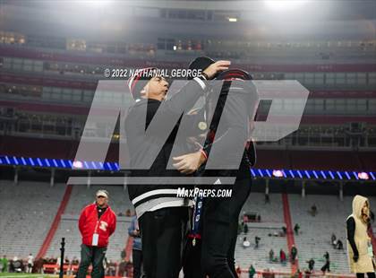 Thumbnail 2 in Gretna vs. Omaha Westside (NSAA Class A Final) photogallery.