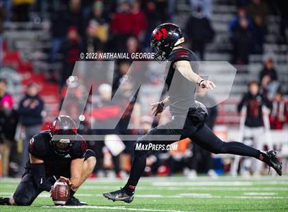 Thumbnail 2 in Gretna vs. Omaha Westside (NSAA Class A Final) photogallery.