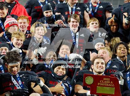 Thumbnail 1 in Gretna vs. Omaha Westside (NSAA Class A Final) photogallery.