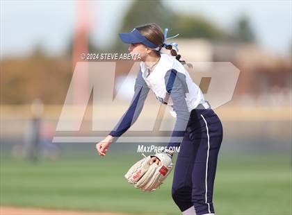 Thumbnail 1 in Valor Christian vs. Chaparral (CHSAA 5A First Round) photogallery.
