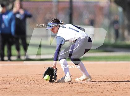 Thumbnail 2 in Valor Christian vs. Chaparral (CHSAA 5A First Round) photogallery.