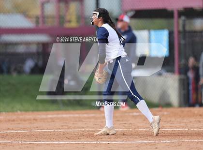Thumbnail 3 in Valor Christian vs. Chaparral (CHSAA 5A First Round) photogallery.