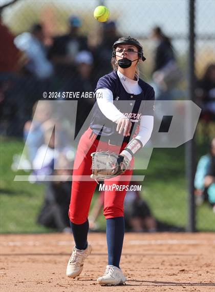 Thumbnail 3 in Valor Christian vs. Chaparral (CHSAA 5A First Round) photogallery.