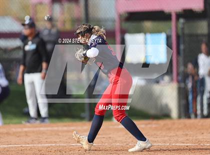 Thumbnail 2 in Valor Christian vs. Chaparral (CHSAA 5A First Round) photogallery.
