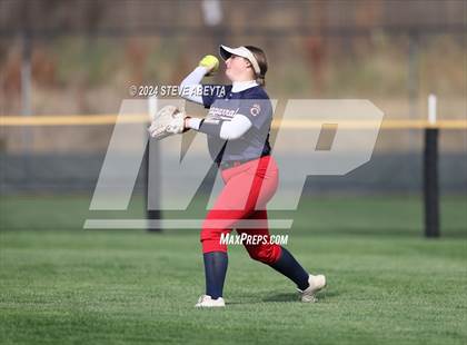Thumbnail 2 in Valor Christian vs. Chaparral (CHSAA 5A First Round) photogallery.