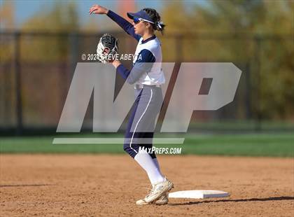 Thumbnail 1 in Valor Christian vs. Chaparral (CHSAA 5A First Round) photogallery.